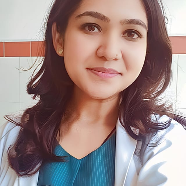 Dr. Harshita, Orthodontist at Tiny Tooth Dental